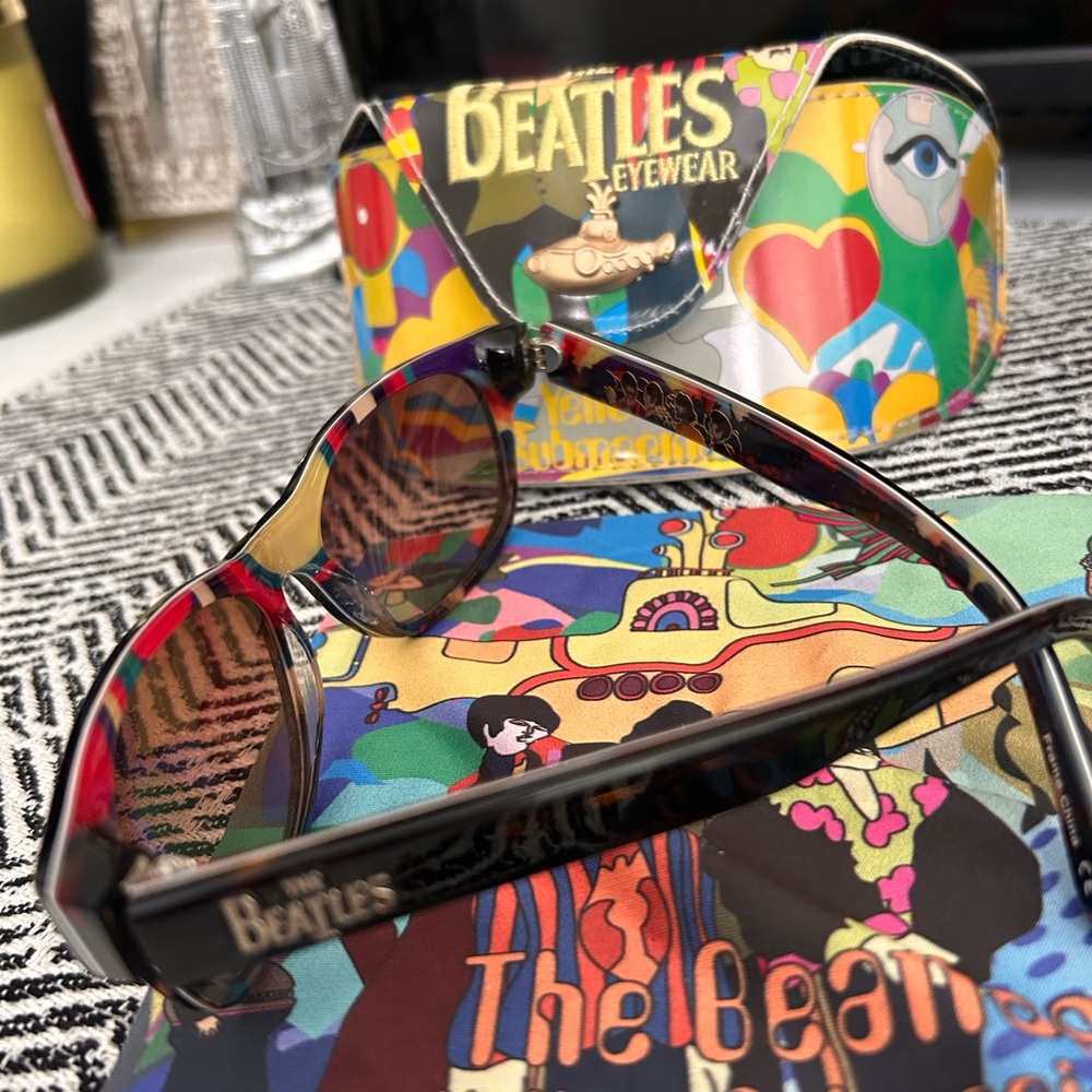 The Beatles Black and Brown Sunglasses - Picture 3 of 3